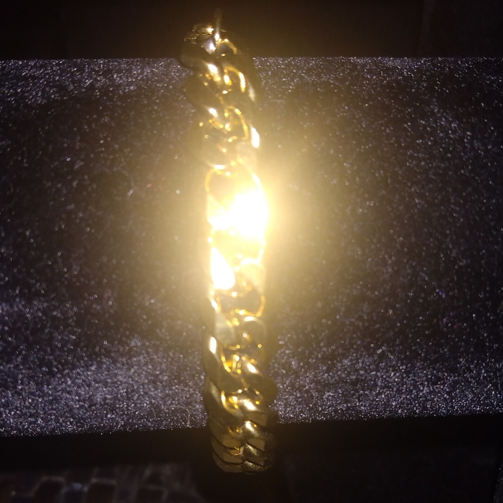 Bracelet 18k Gold Filled with Real Yellow Gold!!